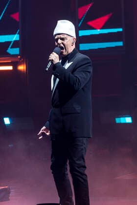 Pet Shop Boys Perform In Milan Neil Tennant of Pet Shop Boys performs live at Teatro Degli Arcimboldi on May 10, 2022 in Milan, Italy. Milan Milan Italy  Copyright: xRobertoxFiniziox originalFilename: finizio-petshopb220510_npe36.jpg