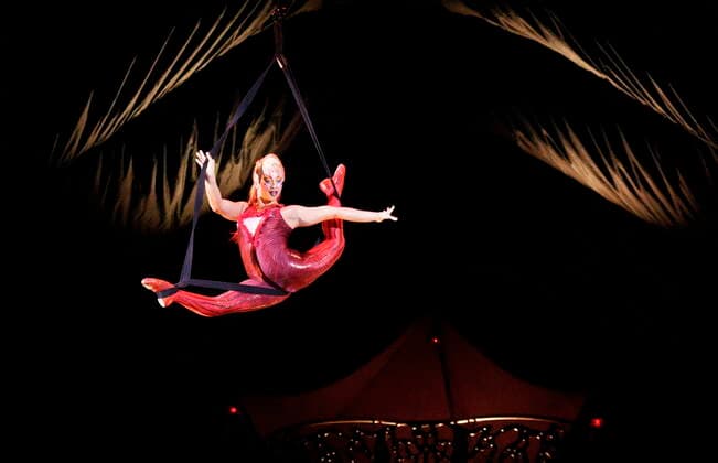 May 10, 2022, Montreal, PQ, Canada: An artist performs on aerial straps during a preview of the Cirque du Soleil show Kooza in Montreal on Tuesday, May 10, 2022. Montreal Canada  - ZUMAc35_ 20220510_zaf_c35_100 Copyright: xPaulxChiassonx
