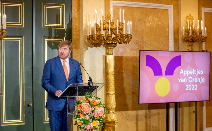 12-05-2022 The Hague King Willem-Alexander attend the Appeltjes van Oranje, Apples of Orange, award ceremony at Noordeinde palace in The Hague. Â  Copyright: xPPEx