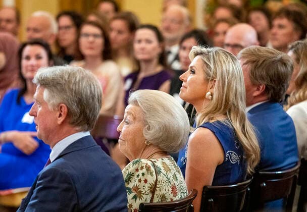 12-05-2022 The Hague King Willem-Alexander, with Queen Maxima and Princess Beatrix, attend the Appeltjes van Oranje, Apples of Orange, award ceremony at Noordeinde palace in The Hague. Â  Copyright: xPPEx