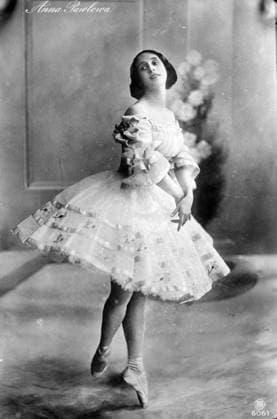 Anna Pavlova, c.1910 Russian prima ballerina Anna Pavlova (1881-1931). c.1910 Copyright: xPhoto12 AnnxRonanxPicturexLibraryx ARP18A10_259
