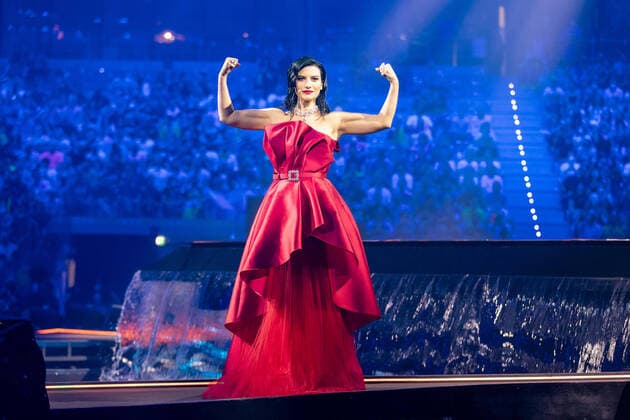 Entertainment Bilder des Tages May 12, 2022, Turin, Italy: Italian singer Laura Pausini host the second semifinal of the Eurovision Song contest 2022 on May 12, 2022 at the Pala Alpitour venue in Turin. ANSA GOIGEST PRESS OFFICE +++ NO SALES, EDITORIAL USE ONLY Turin Italy  - ZUMAa110 20220512_zaf_a110_075 Copyright: xGoigestxPressxOfficex