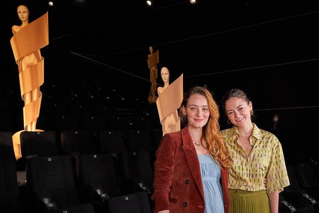Nomination announcement German Film Award 2022 Lea van Acken and Maria Ehrich at the photo session for the nomination announcement German Film Award 2022 on May 12 at the cinema in the KulturBrauerei Berlin Copyright: xEventpressxRadkex