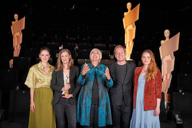 Nomination announcement German Film Award 2022 Lea van Acken, Alexandra Maria Lara, Claudia Roth, Federal Government Commissioner for Culture and the Media and Florian Gallenberger and Maria Ehrich at the photo session for the nomination announcement German Film Award 2022 on May 12 at the cinema in the KulturBrauerei in Berlin. Copyright: xEventpressxRadkex