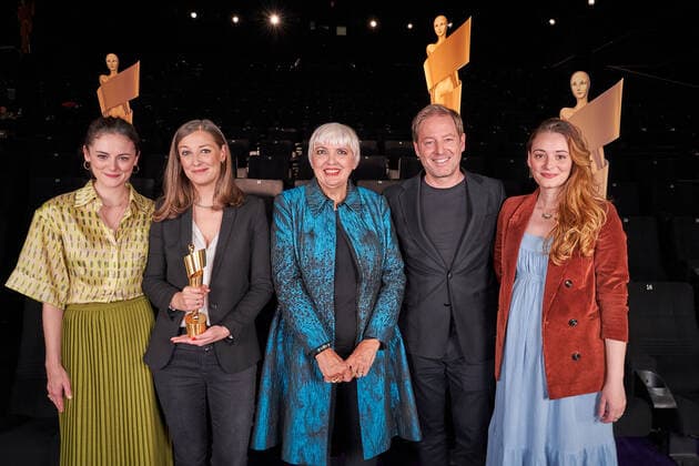 Nomination announcement German Film Award 2022 Lea van Acken, Alexandra Maria Lara, Claudia Roth, Federal Government Commissioner for Culture and the Media and Florian Gallenberger and Maria Ehrich at the photo session for the nomination announcement German Film Award 2022 on May 12 at the cinema in the KulturBrauerei in Berlin. Copyright: xEventpressxRadkex