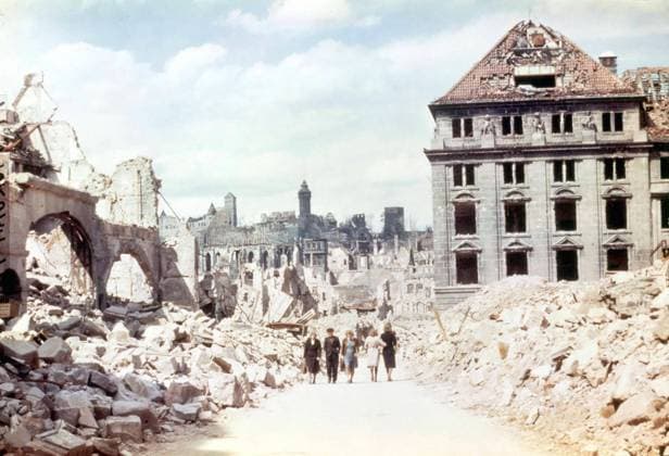 Ruins of Nuremberg (Bavaria, Germany), 1945. Ruins of Nuremberg (Bavaria, Germany), in 1945. Symbolic city of Nazism, Nuremberg was subjected to considerable British and American bombing raids that destroyed numerous historical monuments and most of the old city. A large industrial center, it was a priority target . Copyright: xPhoto12 CollectionxBernardxCrochetx CRO01169_043