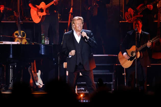 Howard Carpendale live at a concert of his 50 Years The Show of My Life Tour at Lanxess Arena Cologne, 13 05 2022 NRW Germany Copyright: xChristophxHardtx