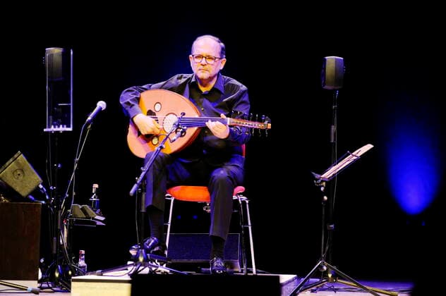 Der tunesische Oud-Spieler Anouar Brahem in der Philharmonie Essen. The Tunesian oud player Anouar Brahem at the Philharmonie Essen. Essen NRW DEU;DE;GERMANY;DEUTSCHLAND;ALLEMAGNE