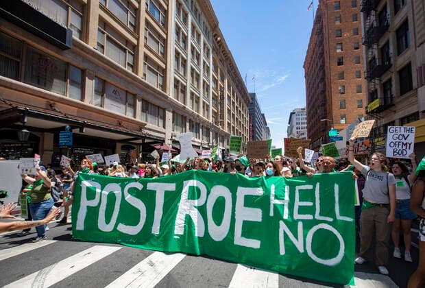May 14, 2022, Los Angeles, CA, USA: Abortion rights demonstrators march from Grand Park to Pershing Square after a rally outside City Hall in Downtown Los Angeles. There were protests across the nation today following the leak of a draft option that indicated that the Supreme Court would overturn Roe vs. Wade, reversing women s right to legal abortions. Los Angeles USA - ZUMAc18_ 20220514_znp_c18_031 Copyright: xJillxConnellyx