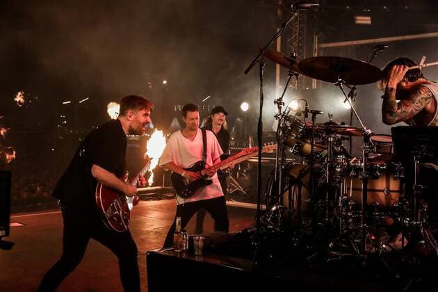 2022 05 14 21 48 51 SCHEVENINGEN The Dutch rock band Kensington with lead singer Eloi Youssef, guitarist Casper Starreveld, bassist Jan Haker and drummer Niles Vandenberg will perform during the beach concert Live on the Beach ANP KIPPA PAUL BERGEN netherlands out belgium out  Copyright: xx x448579742x originalFilename: 448579742.jpg