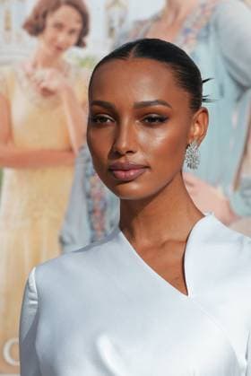 Downton Abbey: A New Era New York Premiere NEW YORK, NEW YORK - MAY 15: Jasmine Tookes attends the Downton Abbey: A New Era New York Premiere at the Metropolitan Opera House on May 15, 2022 in New York City. New York City United States  Copyright: xJohnxNacionx originalFilename: nacion-downtona220515_npKFP.jpg