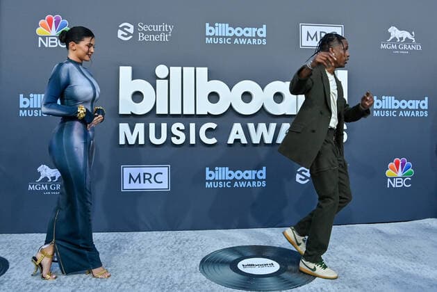 Kylie Jenner and Travis Scott attend the annual Billboard Music Awards held at the MGM Grand Garden Arena in Las Vegas, Nevada on May 15, 2022.  LAV202205150145 JIMxRUYMEN