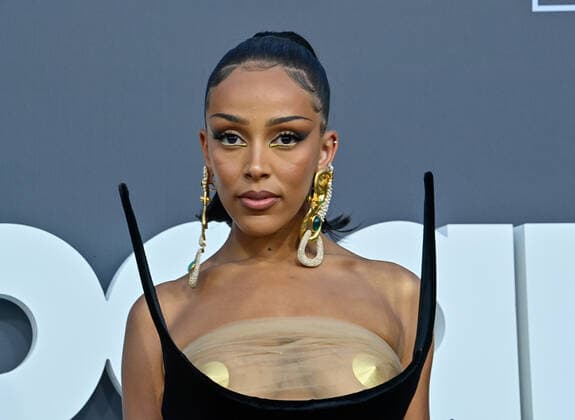 Doja Cat attends the annual Billboard Music Awards held at the MGM Grand Garden Arena in Las Vegas, Nevada on May 15, 2022.  LAV202205150210 JIMxRUYMEN