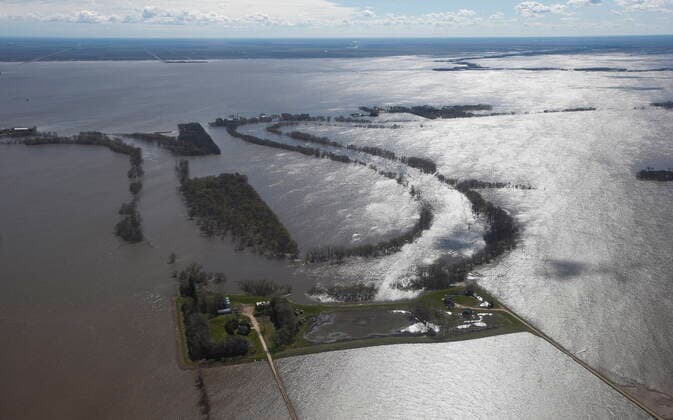 May 15, 2022, WINNIPEG, MB, CANADA: Properties near Emerson, Man., are isolated as a result of the Red River overflowing its banks south of Winnipeg, Sunday, May 15, 2022. WINNIPEG CANADA  - ZUMAc35_ 20220515_zaf_c35_072 Copyright: xJohnxWoodsx