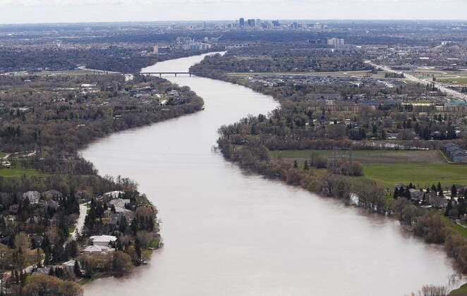May 15, 2022, WINNIPEG, MANITOBA, CANADA: The Red River flows north away from the city of Winnipeg, Sunday, May 15, 2022. WINNIPEG CANADA  - ZUMAc35_ 20220515_zaf_c35_171 Copyright: xJohnxWoodsx