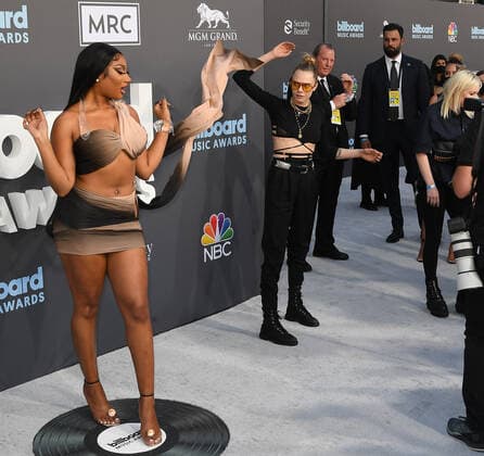May 15, 2022, Las Vegas, NV, USA: Megan Thee Stallion and Cara Delevingne attends the 2022 Billboard Music Awards at MGM Grand Garden Arena on May 15, 2022 in Las Vegas, Nevada. Las Vegas USA - ZUMAs181 20220515_zea_s181_129 Copyright: xImagespacex