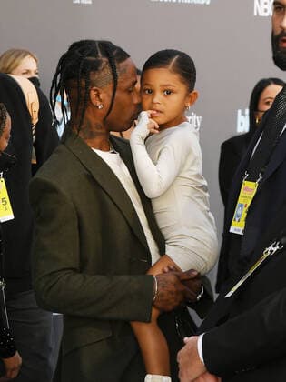 May 15, 2022, Las Vegas, NV, USA: Travis Scott and Daughter Stormi Scott attend the 2022 Billboard Music Awards at MGM Grand Garden Arena on May 15, 2022 in Las Vegas, Nevada. Las Vegas USA - ZUMAs181 20220515_zea_s181_163 Copyright: xImagespacex