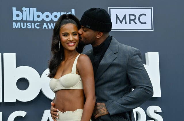 Kendra Bailey and Bryson Tiller attend the annual Billboard Music Awards held at the MGM Grand Garden Arena in Las Vegas, Nevada on May 15, 2022.  LAV202205150568 JIMxRUYMEN