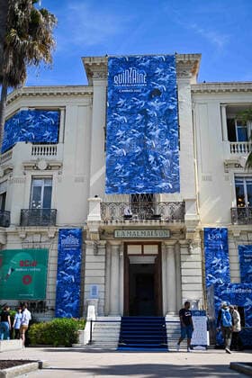Festival de Cannes : derniers preparatifs a 24 heures de l ouverture. NEWS : Festival de Cannes : derniers preparatifs a 24 heures de l ouverture - 16 05 2022 LionelUrman Panoramic 