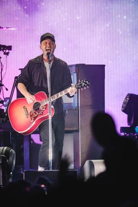 OneRepublic live in Z?rich, Switzerland Zurich, Switzerland. 16th, May 2022. The American band OneRepublic performs a live concert at Hallenstadion in Z?rich. Here singer and musician Ryan Tedder is seen live on stage. Z?rich Switzerland  Copyright: xGonzalesxPhoto TilmanxJentzschx