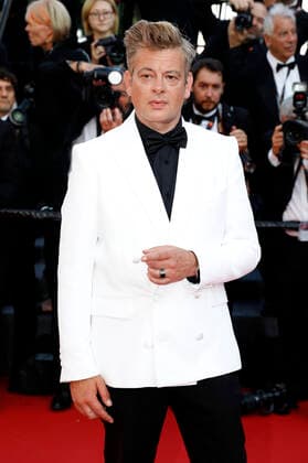 Benjamin Biolay at the Opening Ceremony with the premiere of the feature film Coupez Final Cut at the Festival de Cannes 2022 75 Cannes International Film Festival at the Palais des Festivals Cannes, 17 05 2022. Foto:xS.xGabschx xFuturexImage
