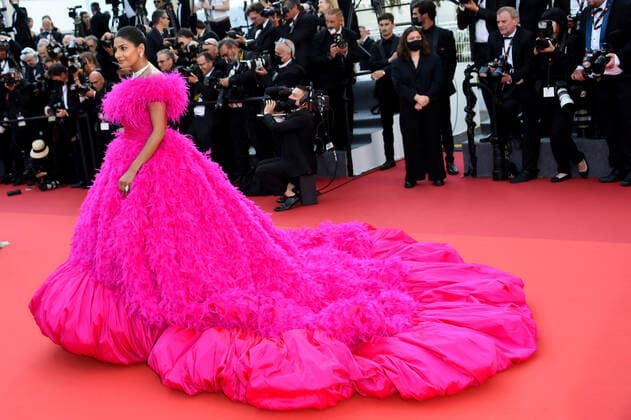 Entertainment Bilder des Tages 75th Cannes film festival 2022, Red carpet for the Opening Ceremony and ˜Coupez™ (Final cut) film premiere Pictured: Guest  Copyright: xAlbertoxTerenghi Cannesx2022x xix xVenezia2020x