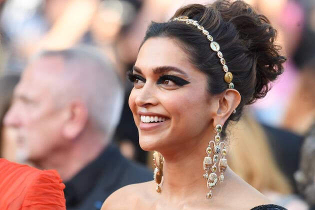 75th Cannes Film Festival 2022. Red Carpet Opening ceremony. Pictured: Deepika Padukone  Copyright: xManuelexMangiarottix xipa-agencyx xVeneziax2020x