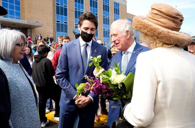 May 17, 2022, St. John s, NL, Canada: Prince Charles and Camilla, Duchess of Cornwall greet Canada™s Gov.-Gen. Mary Simon as Prime Minister Justin Trudeau looks on, in St. John™s, during the start a three-day Royal Canadian tour, Tuesday, May 17, 2022. St. John s Canada - ZUMAc35_ 20220517_zaf_c35_135 Copyright: xPaulxChiassonx