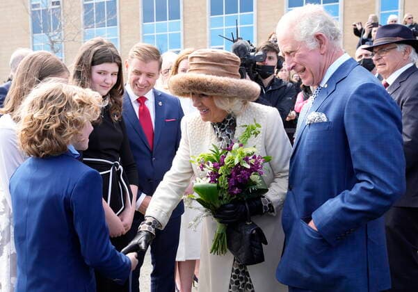 May 17, 2022, St. John s, NL, Canada: Prince Charles and Camilla, Duchess of Cornwall greet well-wishers in St. John s during the start a three-day Canadian tour, Tuesday, May 17, 2022. St. John s Canada  - ZUMAc35_ 20220517_zaf_c35_136 Copyright: xPaulxChiassonx