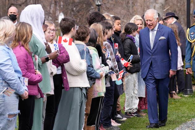 May 17, 2022, St. John s, NL, Canada: Prince Charles greets well-wishers in St. John s as the Royal couple arrives for a visit to Canada on Tuesday, May 17, 2022. St. John s Canada  - ZUMAc35_ 20220517_zaf_c35_186 Copyright: xPaulxChiassonx
