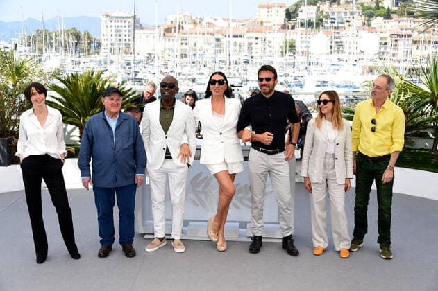 75th Cannes film festival 2022, Photocall ˜Camera d™or™ jury . Pictured: Rossy De Palma, Lucien Jean - Baptiste, Natasza Chroscicki, EleonorÄ™ Weber, Olivier Pelisson, Samuel Le Bihan, Jean Claude Larrieu  Copyright: xAlbertoxTerenghi Cannesx2022x xix xVenezia2020x