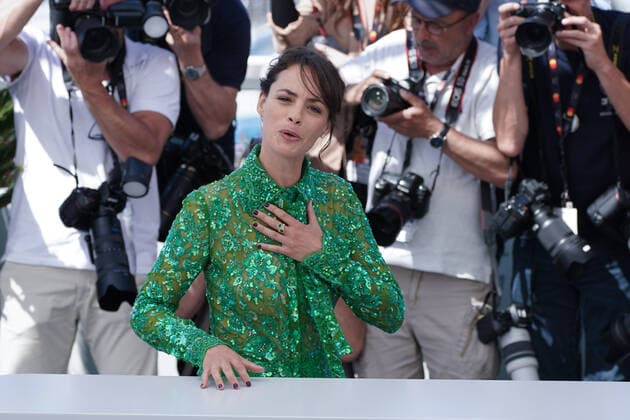 BÃ rÃ nis Bejo CELEBRITES : 75Ã me Festival de Cannes - Photocall du film Â« Coupez Â» - 18 05 2022 NorbertScanella Panoramic 