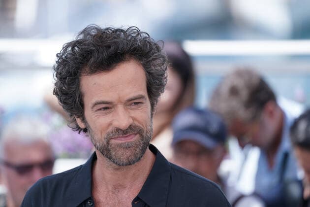 Romain Duris CELEBRITES : 75Ã me Festival de Cannes - Photocall du film Â« Coupez Â» - 18 05 2022 NorbertScanella Panoramic 