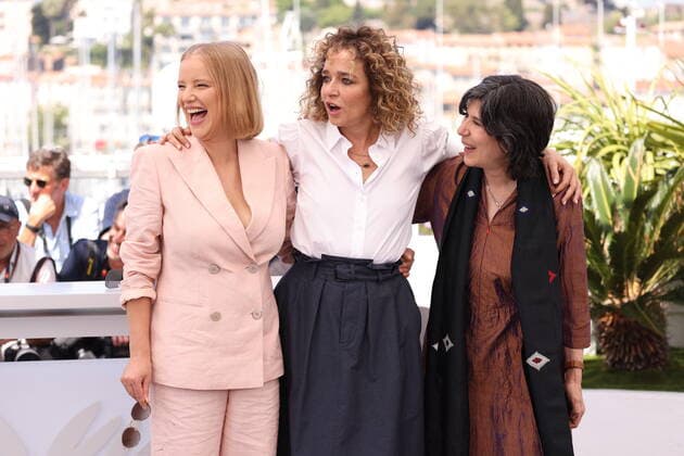 75eme Festival International du Film de Cannes. Photocall du jury Un Certain Regard. 75th International Cannes Film Festival. Photocall with Un Certain regard jury members 280281 0000-00-00 Golino, Valeria; Kulig, Joanna; Granik, Debra  Copyright: xTerencexBaelenx STAR_280281_005