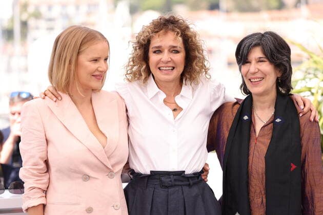 75eme Festival International du Film de Cannes. Photocall du jury Un Certain Regard. 75th International Cannes Film Festival. Photocall with Un Certain regard jury members 280281 0000-00-00 Golino, Valeria; Kulig, Joanna; Granik, Debra  Copyright: xTerencexBaelenx STAR_280281_008