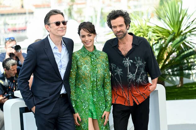Festival de Cannes 2022 - The 75th annual Cannes film festival 2022 in Cannes - France - photocall of Coupez - Michel Hazavanicius; Romain Duris; Berenice Bejo 280287 2022-05-18 Cannes France  Copyright: xLionelxGuericolas MPPx STAR_280287_009