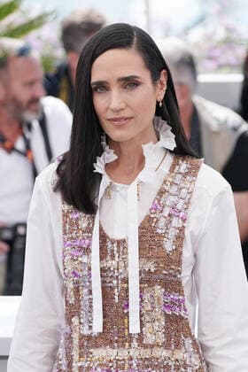 Jennifer Connelly CELEBRITES : 75Ã me Festival de Cannes - Photocall du film Â« Maverick Â» - 18 05 2022 NorbertScanella Panoramic 