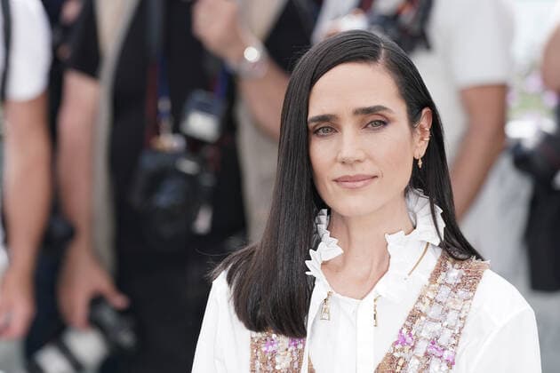 Jennifer Connelly CELEBRITES : 75Ã me Festival de Cannes - Photocall du film Â« Maverick Â» - 18 05 2022 NorbertScanella Panoramic 