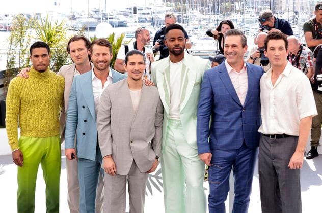 Greg Tarzan Davis, Lewis Pullman, Glen Powell, Danny Ramirez, Jay Ellis, Jon Hamm and Miles Teller at the photocall for the feature film Top Gun Maverick at the Festival de Cannes 2022 75 Cannes International Film Festival at the Palais des Festivals Cannes, 18 05 2022. Foto:xS.xGabschx xFuturexImage