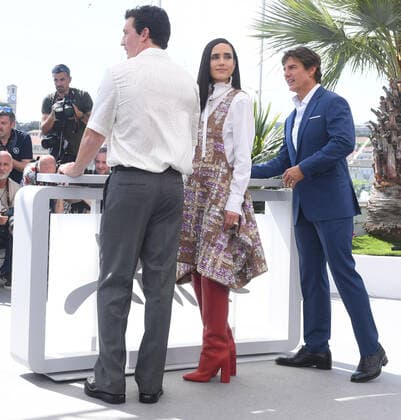American actor Miles Teller, actress Jennifer Connelly and actor Tom Cruise attend the photo call for Top Gun: Maverick at Palais des Festivals at the 75th Cannes Film Festival in Cannes, France on Wednesday, May 18, 2022.  CAN20220518155 RUNExHELLESTAD