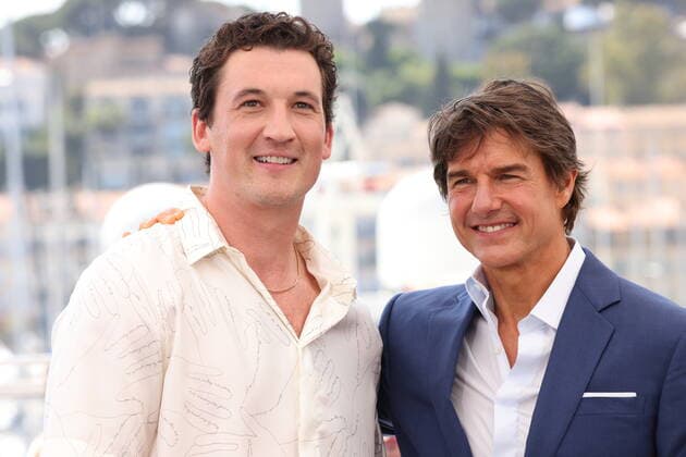 75eme Festival International du Film de Cannes. Photocall du film Top Gun: Maverick . 75th International Cannes Film festival. Photocall with Top Gun: Maverick movie cast 280306 0000-00-00 Cannes France Cruise, Tom; Teller, Miles  Copyright: xTerencexBaelenx STAR_280306_061