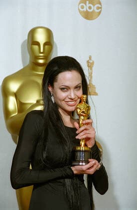 Angelina Jolie, 72nd Academy Awards - 2000. File Reference 34145-746THA  Copyright: xCPCx 34145-746THA