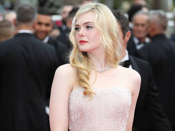 Internationale Filmfestspiele von Cannes, Premiere Top Gun: Maverick May 18, 2022, Cannes, Cote d Azur, France: ELLE FANNING attends the Top Gun: Maverick screening during 75th annual Cannes Film Festival Cannes France - ZUMAc179 20220519_zep_c179_018 Copyright: xMickaelxChavetx
