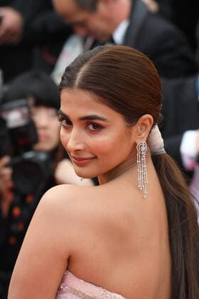 75th Cannes Film Festival 2022, red carpet Top Gun: Maverick Pictured: guest  Copyright: xManuelexMangiarottix xipa-agencyx xVeneziax2020x
