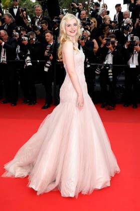 Elle Fanning at the premiere of the feature film Top Gun Maverick at the Festival de Cannes 2022 75 Cannes International Film Festival at the Palais des Festivals Cannes, 18 05 2022. Foto:xS.xGabschx xFuturexImage