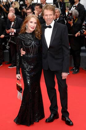 Jerry Bruckheimer with wife Linda Bruckheimer at the premiere of the feature film Top Gun Maverick at the Festival de Cannes 2022 75 Cannes International Film Festival at the Palais des Festivals Cannes, 18 05 2022. Foto:xS.xGabschx xFuturexImage