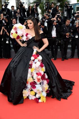 Cannes 2022 - 75Â° Festival Internazionale del cinema, Prima Serata, Red Carpet del film Top Gun: Maverick. Nella foto il Cast Aishwarya Rai  Copyright: xAlbertoxTerenghix xipa-agency.nex xVenezia2020x