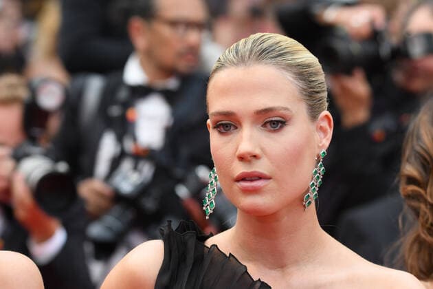 75th Cannes Film Festival 2022, red carpet Top Gun: Maverick Pictured: Lady Amelia Spencer, Lady Eliza Spencer  Copyright: xManuelexMangiarottix xipa-agencyx xVeneziax2020x