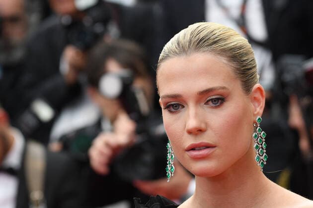 75th Cannes Film Festival 2022, red carpet Top Gun: Maverick Pictured: Lady Amelia Spencer, Lady Eliza Spencer  Copyright: xManuelexMangiarottix xipa-agencyx xVeneziax2020x