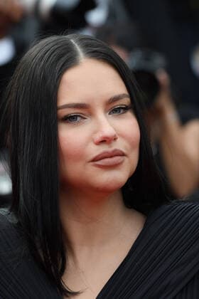 75th Cannes Film Festival 2022, red carpet Top Gun: Maverick Pictured: Adriana Lima  Copyright: xManuelexMangiarottix xipa-agencyx xVeneziax2020x